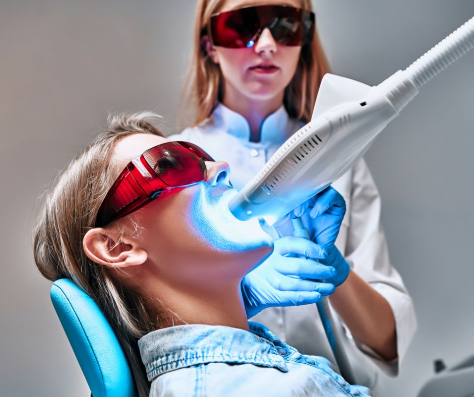 You are currently viewing Albirea dentară cu laser